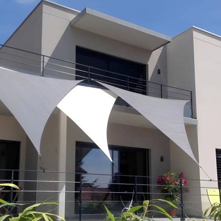 Voile d'ombrage ajourée gris et blanc