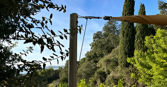 Mat pour voile d'ombrage en aluminimum avec enrouleur manuel